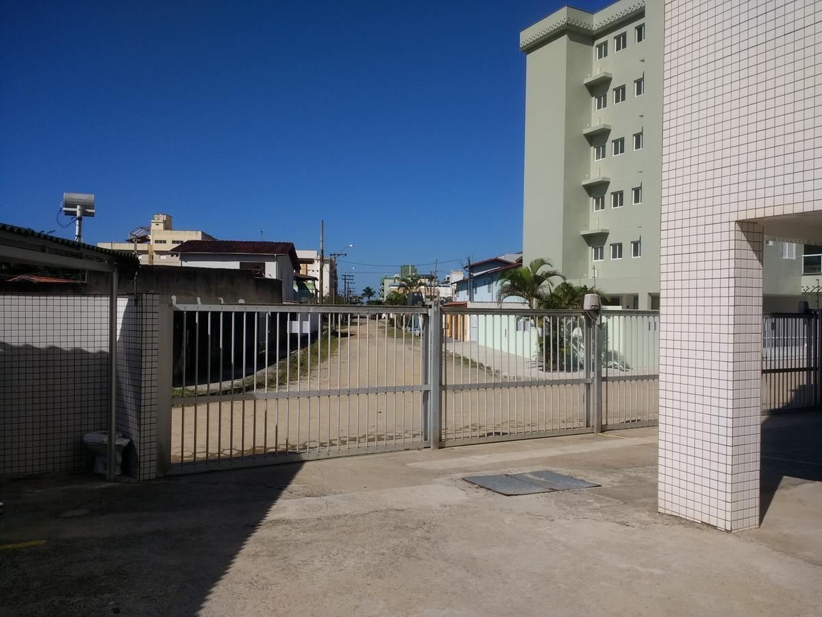 Apto 22E Ar Condicionado E Ventilador, 2 Quartos, Churrasqueira, Elevador E Piscina อูบาตูบา ภายนอก รูปภาพ