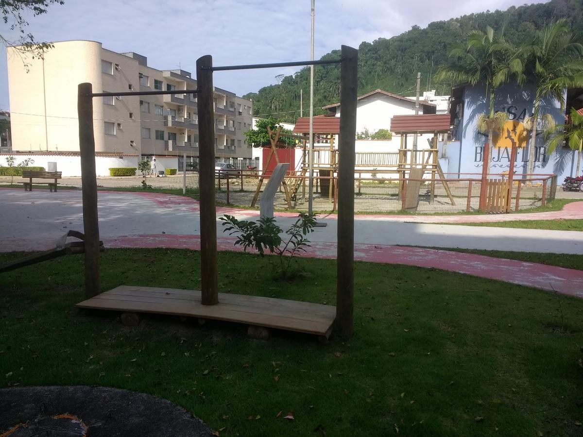 Apto 22E Ar Condicionado E Ventilador, 2 Quartos, Churrasqueira, Elevador E Piscina อูบาตูบา ภายนอก รูปภาพ