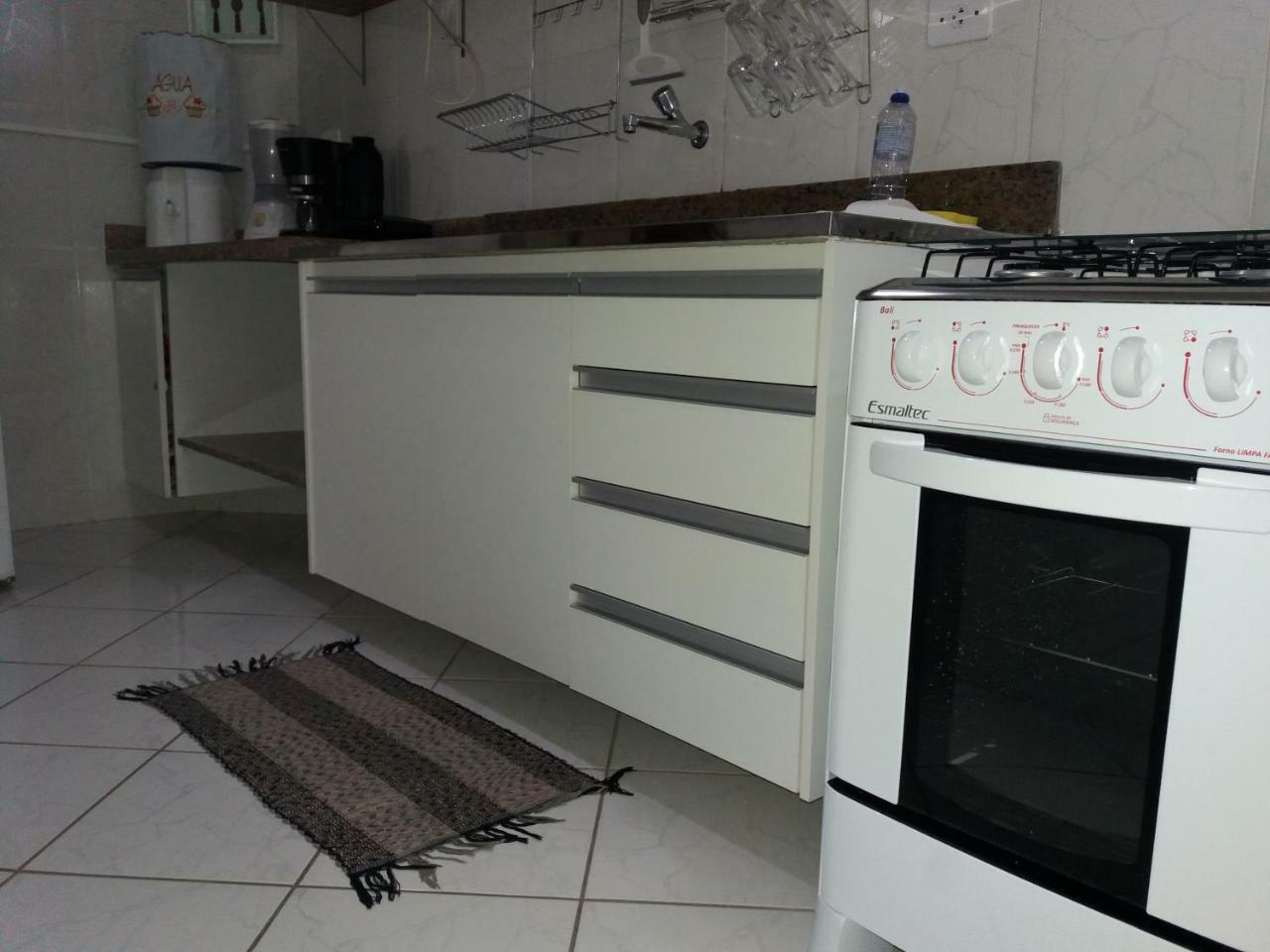 Apto 22E Ar Condicionado E Ventilador, 2 Quartos, Churrasqueira, Elevador E Piscina อูบาตูบา ภายนอก รูปภาพ